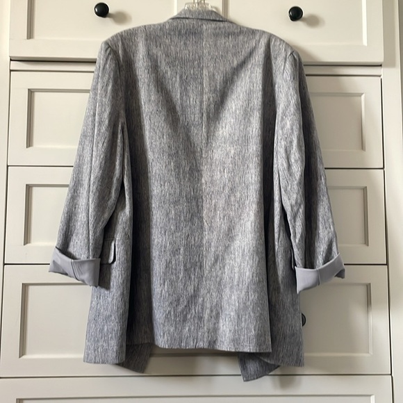 BCBGeneration Women’s Heather Gray Boyfriend Blazer Suit Jacket - Size Medium - Picture 4 of 5